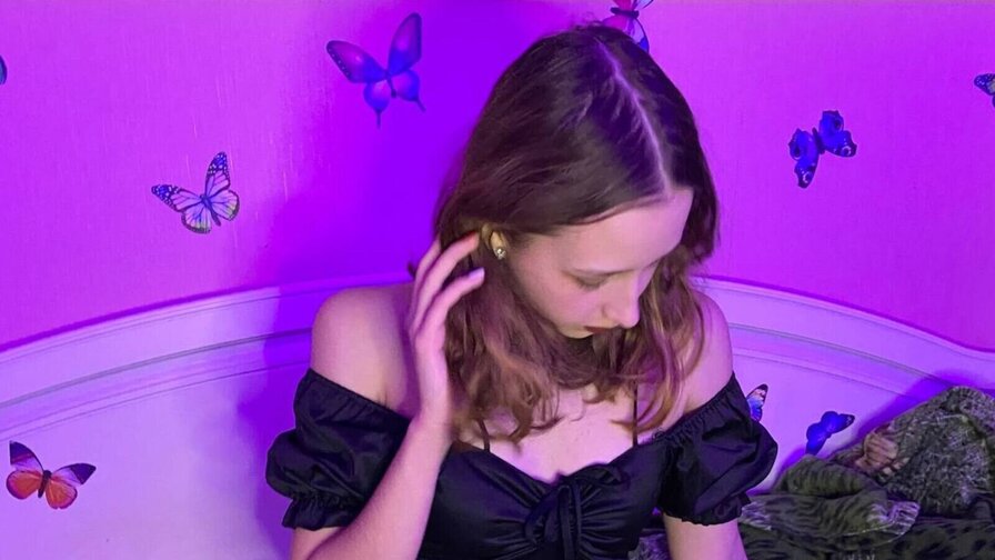 AprilOneli