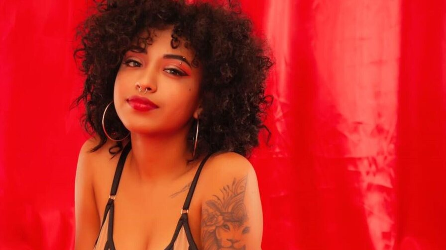 LuisaCameron