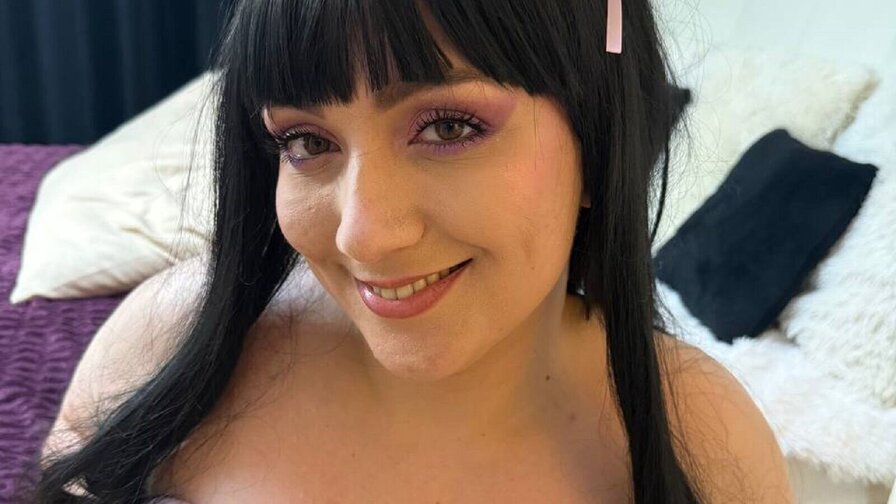 AdelineDevin